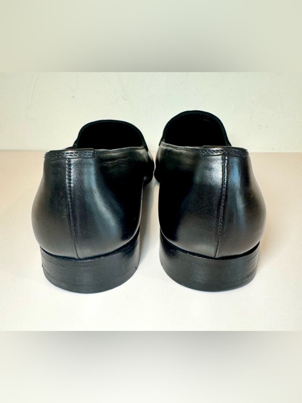 Prada Black Leather Logo Embossed Men’s Slip On Loafers, Sz 8.5 - Picture 9 of 14